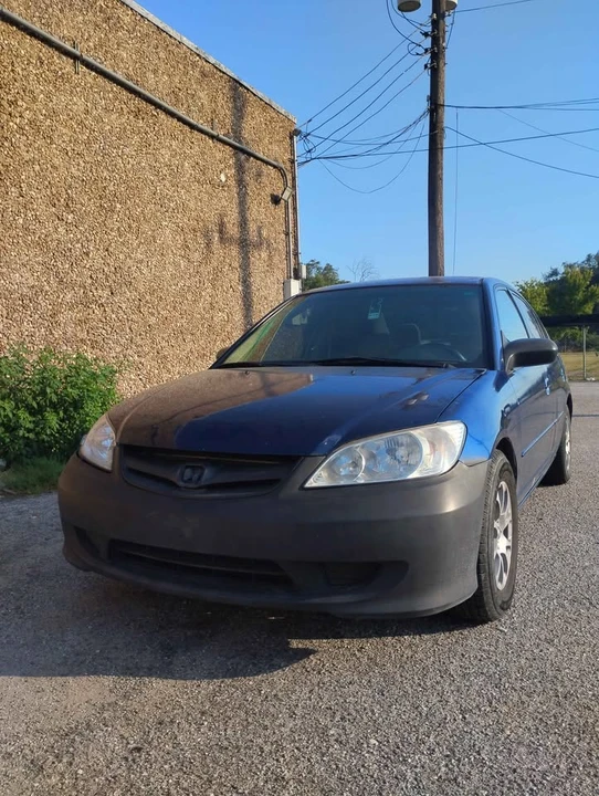 2005 Honda Civic 7th Gen - Image 4 of 9