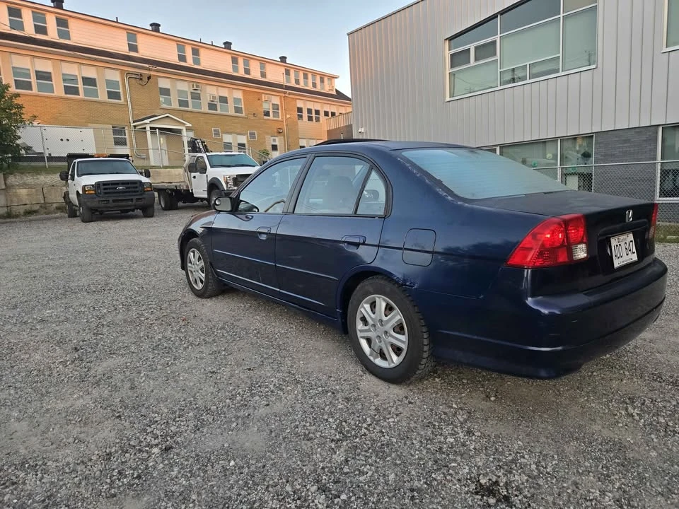 2005 Honda Civic 7th Gen - Image 6 of 14