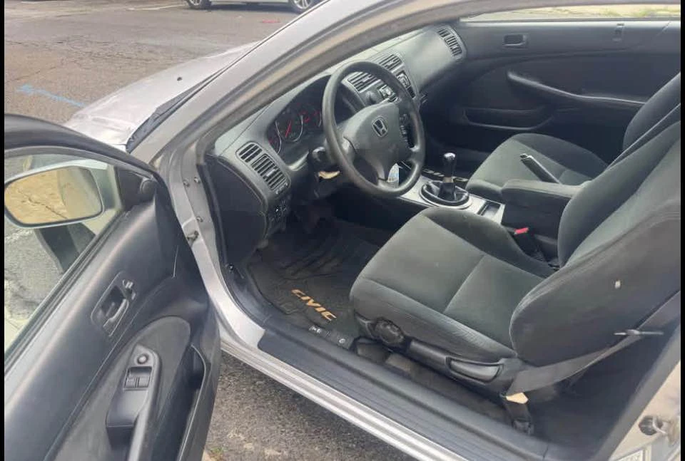 2005 Honda Civic 7th Gen - Image 9 of 13