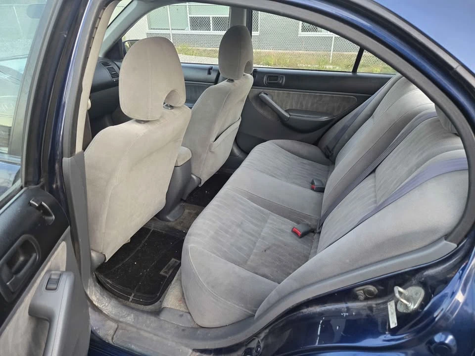 2005 Honda Civic 7th Gen - Image 9 of 14
