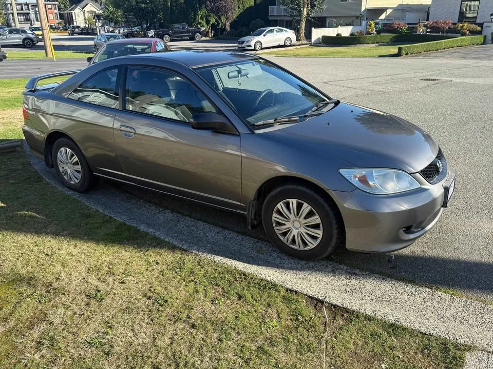 2005 Honda Civic 7th Gen - Image 2 of 8