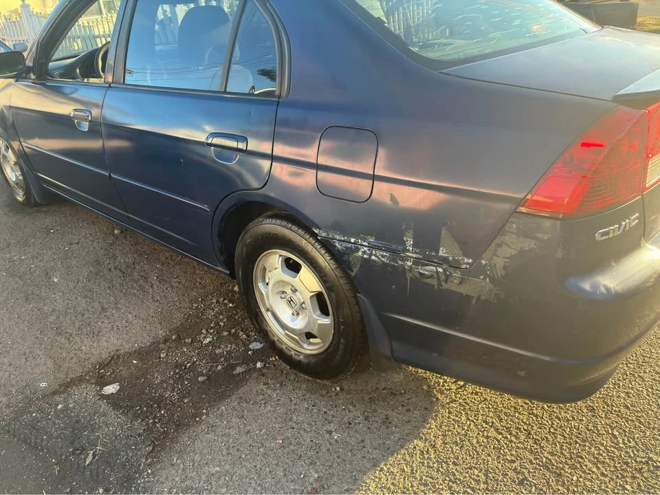 2005 Honda Civic 7th Gen - Image 3 of 8