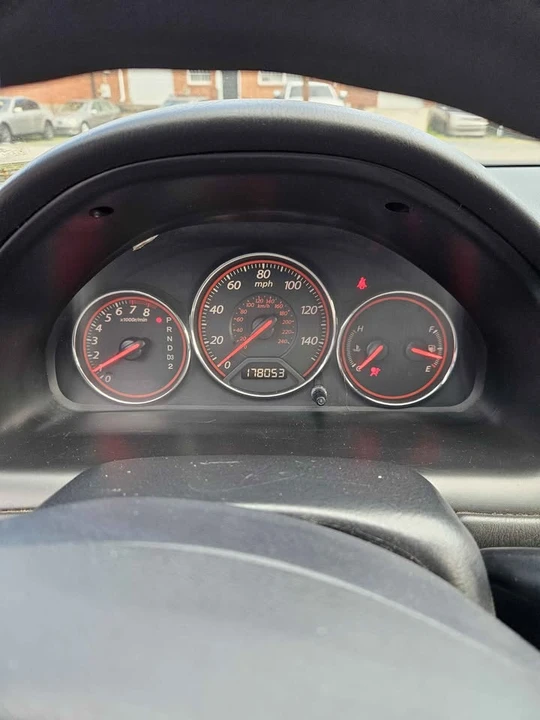 2005 Honda Civic 7th Gen - Image 2 of 4