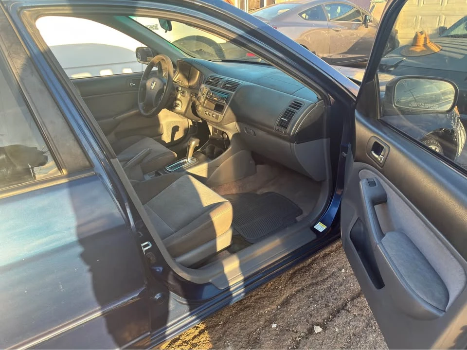 2005 Honda Civic 7th Gen - Image 4 of 8