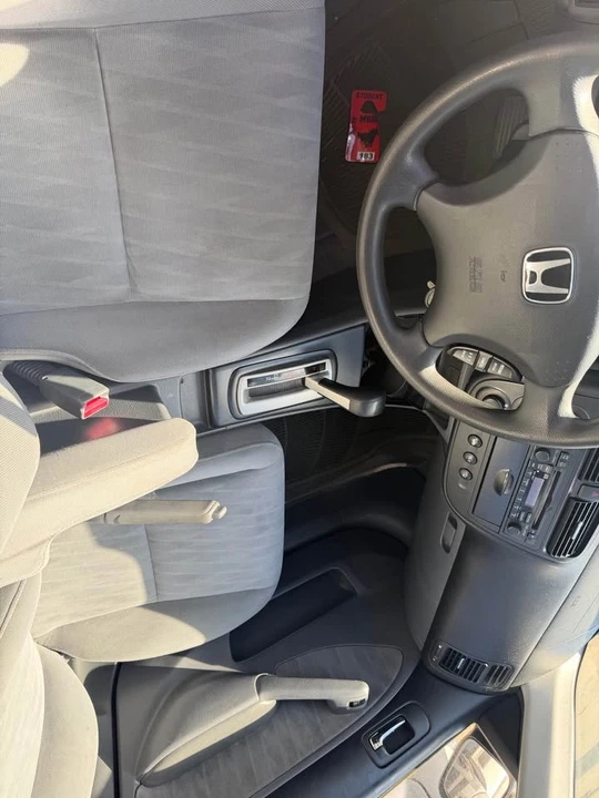 2005 Honda Civic 7th Gen - Image 2 of 3
