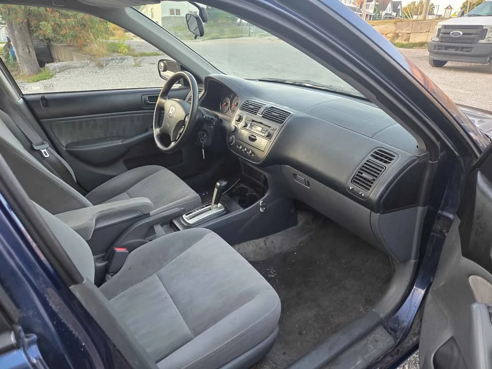 2005 Honda Civic 7th Gen - Image 8 of 14