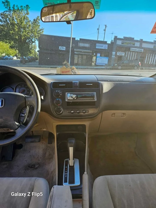 2005 Honda Civic 7th Gen - Image 4 of 7