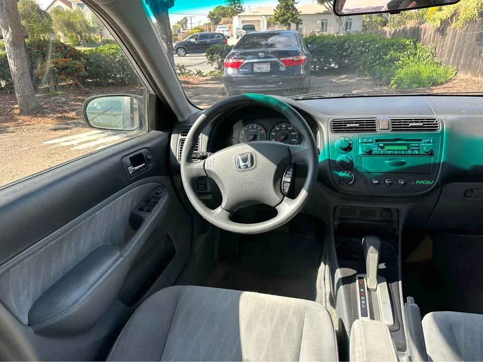 2005 Honda Civic 7th Gen - Image 11 of 15