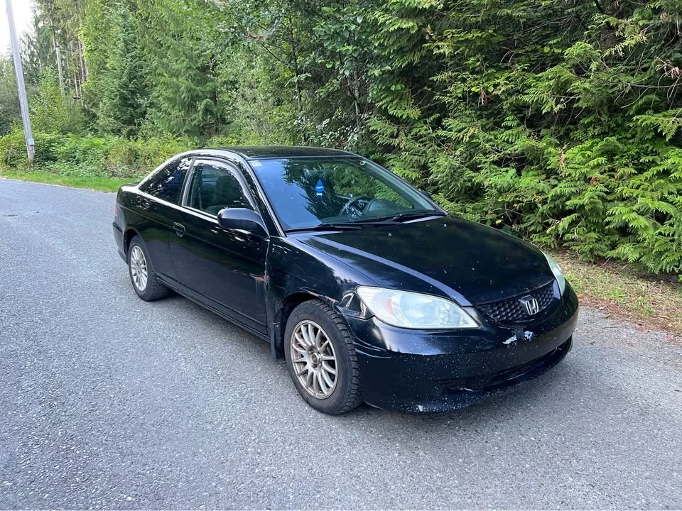2005 Honda Civic 7th Gen - Image 2 of 10