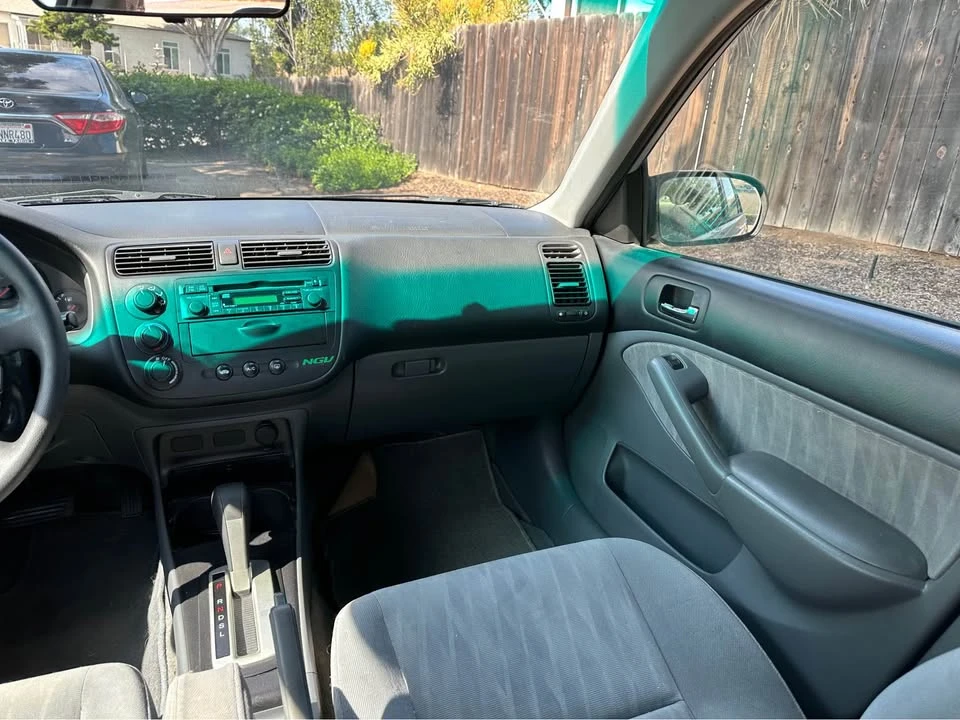 2005 Honda Civic 7th Gen - Image 12 of 15