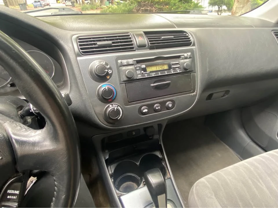 2005 Honda Civic 7th Gen - Image 6 of 9