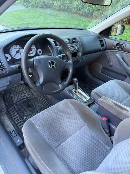 2005 Honda Civic 7th Gen - Image 6 of 7
