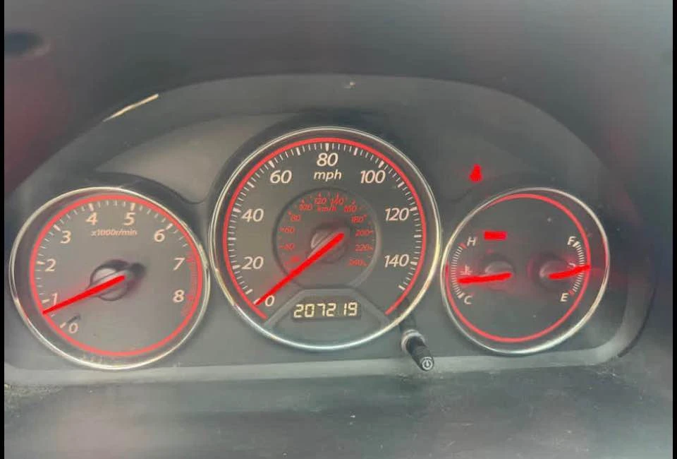 2005 Honda Civic 7th Gen - Image 6 of 13