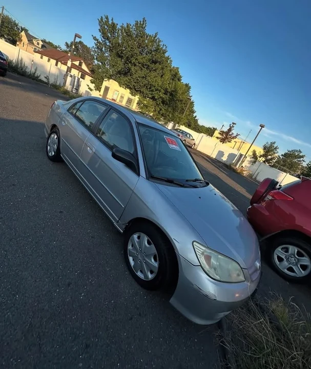 2005 Honda Civic 7th Gen - Image 8 of 8