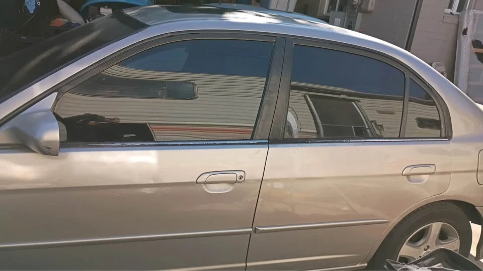 2005 Honda Civic 7th Gen - Image 3 of 8