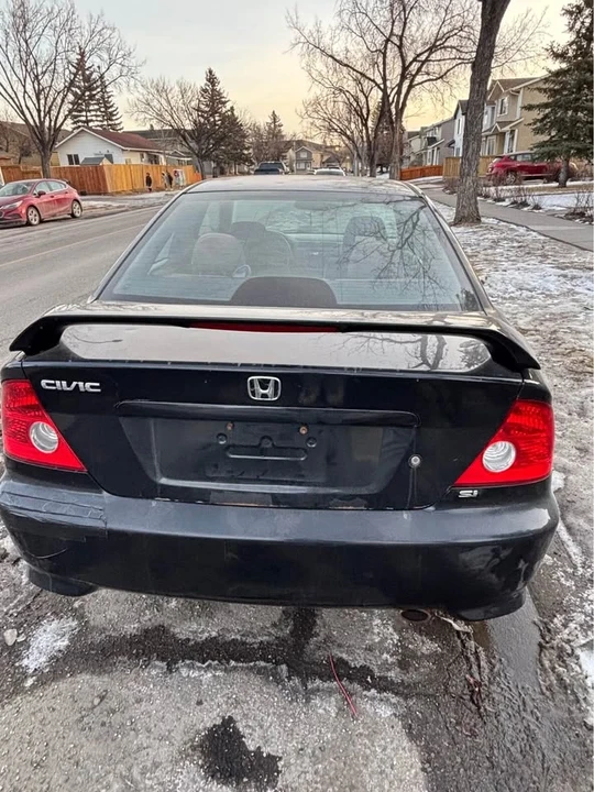 2005 Honda Civic 7th Gen - Image 4 of 9