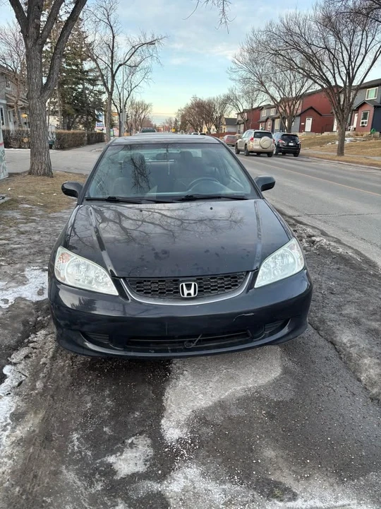 2005 Honda Civic 7th Gen - Image 2 of 9
