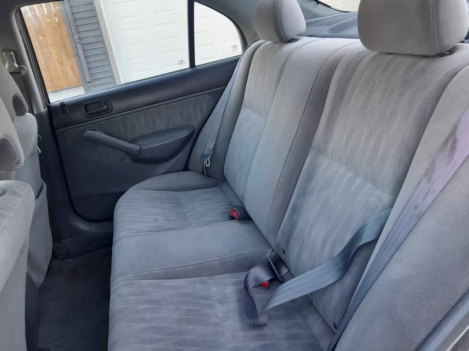 2005 Honda Civic 7th Gen - Image 10 of 13