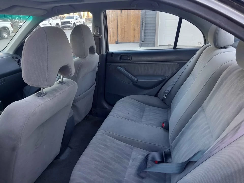 2005 Honda Civic 7th Gen - Image 9 of 13