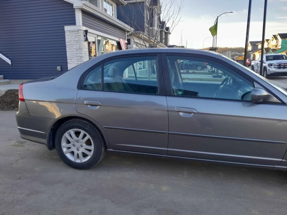 2005 Honda Civic 7th Gen - Image 8 of 13