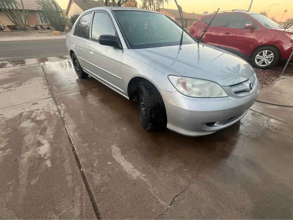 2005 Honda Civic 7th Gen - Image 2 of 7