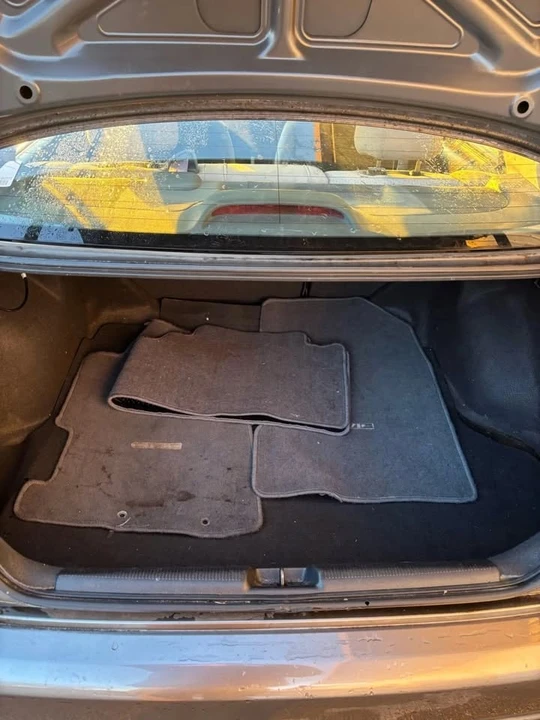 2005 Honda Civic 7th Gen - Image 9 of 20