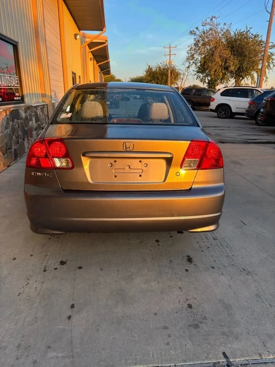 2005 Honda Civic 7th Gen - Image 14 of 20