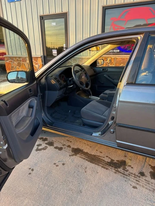 2005 Honda Civic 7th Gen - Image 5 of 20