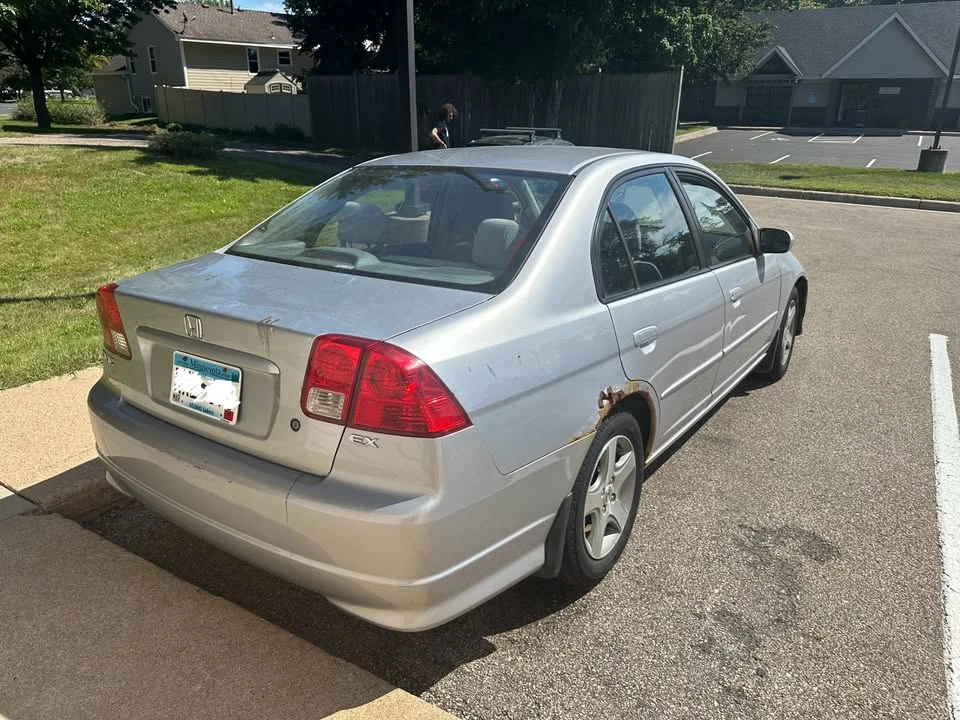 2005 Honda Civic 7th Gen - Image 4 of 6