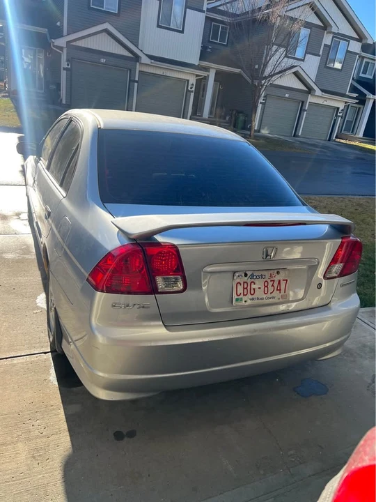 2005 Honda Civic 7th Gen - Image 4 of 7