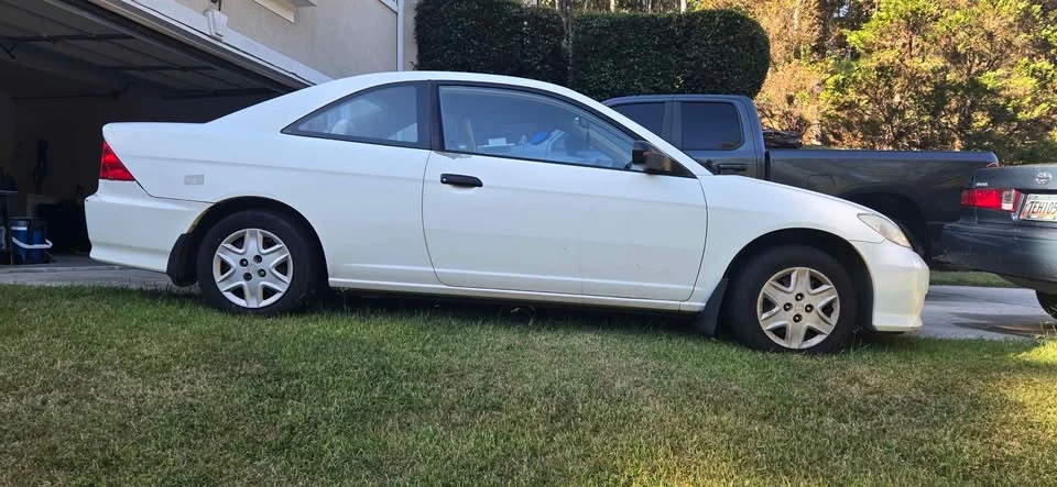 2005 Honda Civic 7th Gen - Image 2 of 6
