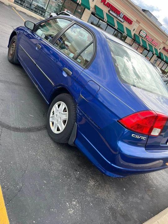 2005 Honda Civic 7th Gen - Image 5 of 11