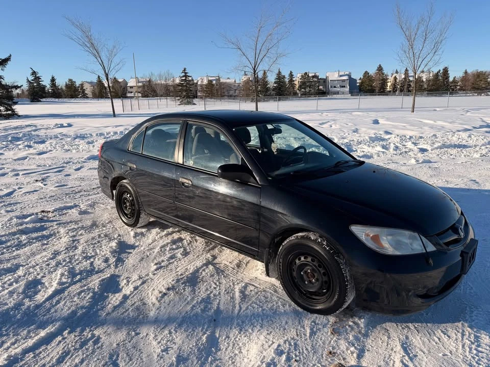 2005 Honda Civic 7th Gen - Image 4 of 11