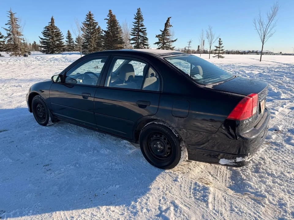 2005 Honda Civic 7th Gen - Image 5 of 11