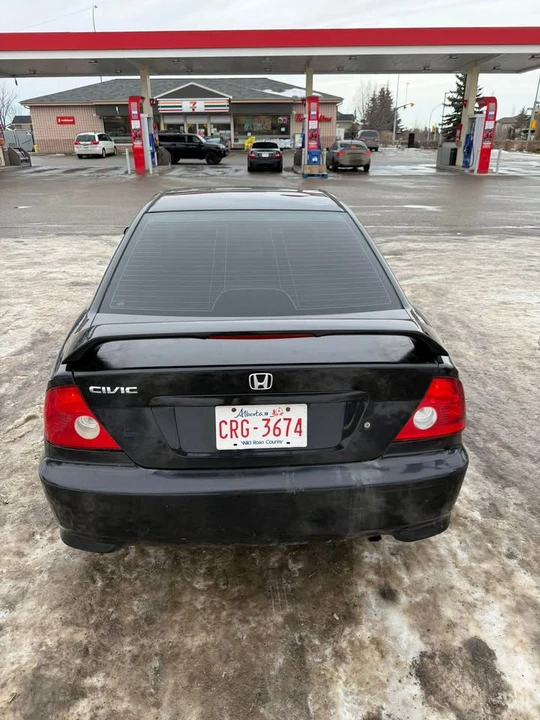 2005 Honda Civic 7th Gen - Image 3 of 9