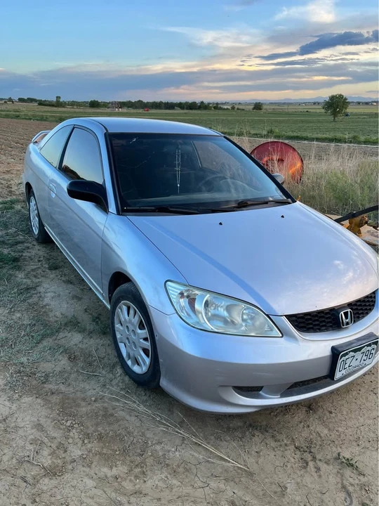 2005 Honda Civic 7th Gen - Image 2 of 4