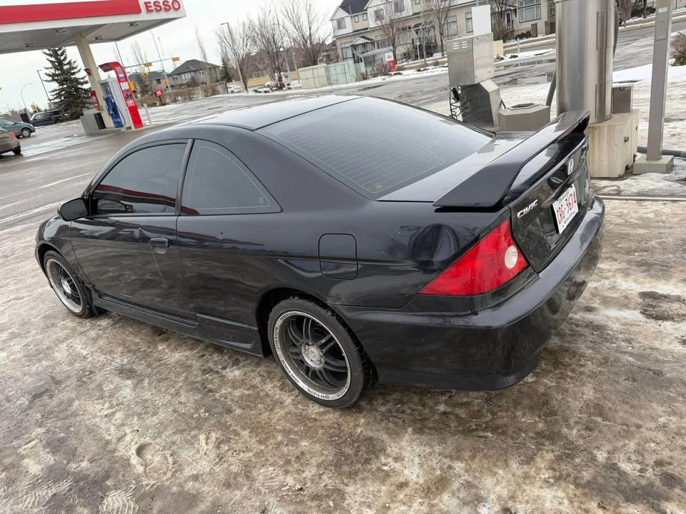 2005 Honda Civic 7th Gen - Image 7 of 9