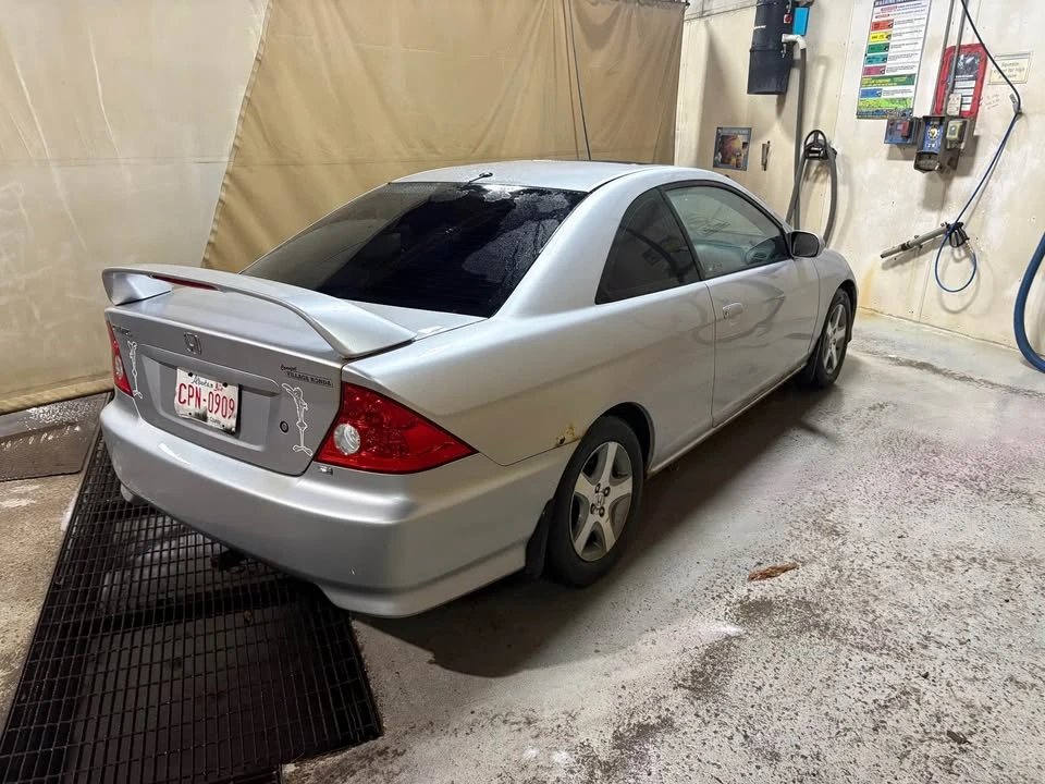 2005 Honda Civic 7th Gen - Image 4 of 7