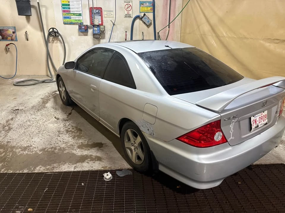 2005 Honda Civic 7th Gen - Image 3 of 7