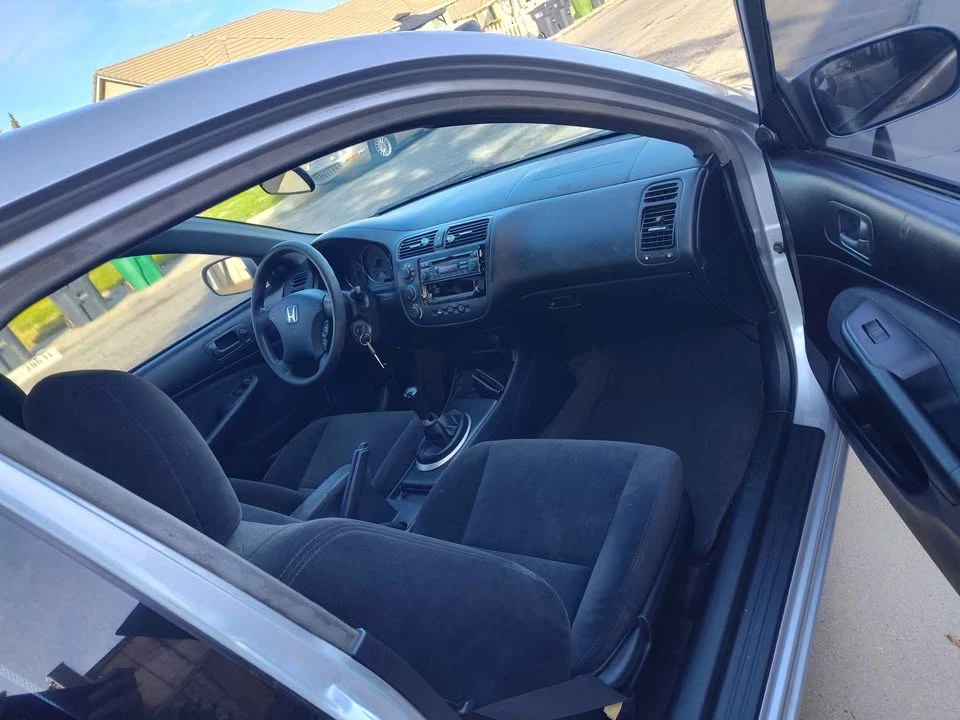 2005 Honda Civic 7th Gen - Image 10 of 14