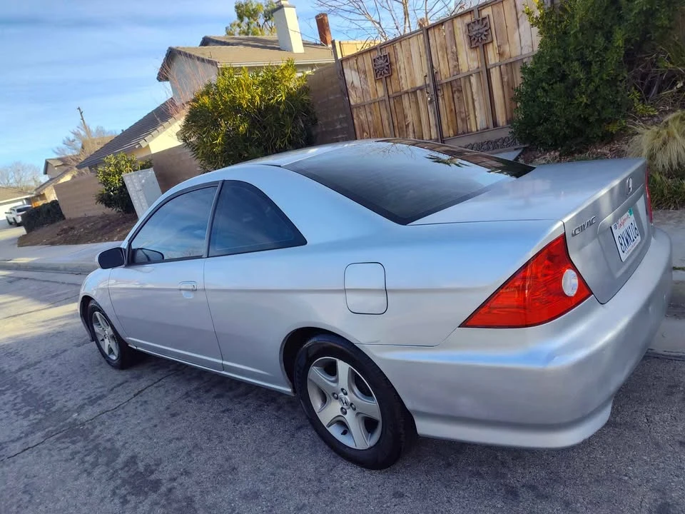 2005 Honda Civic 7th Gen - Image 3 of 14