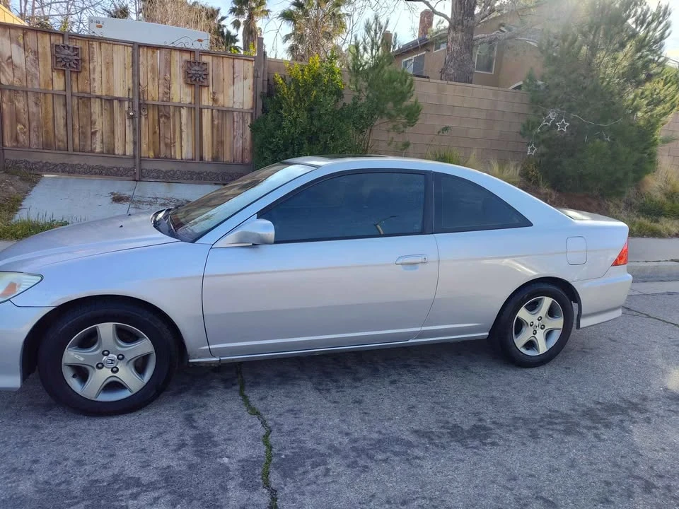 2005 Honda Civic 7th Gen - Image 5 of 14
