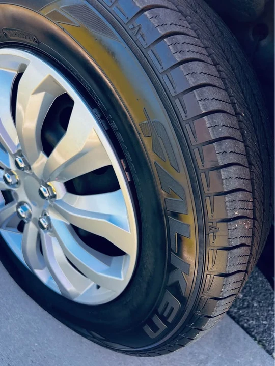 2005 Honda Civic 7th Gen - Image 13 of 15