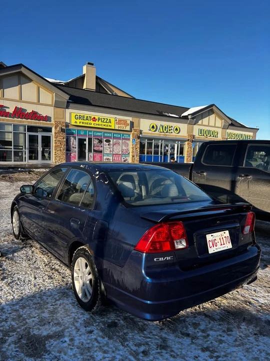 2005 Honda Civic 7th Gen - Image 6 of 9