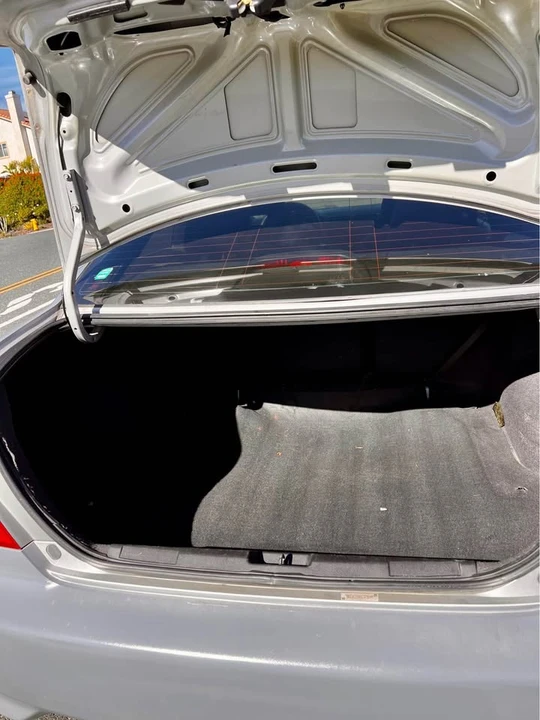 2005 Honda Civic 7th Gen - Image 12 of 15