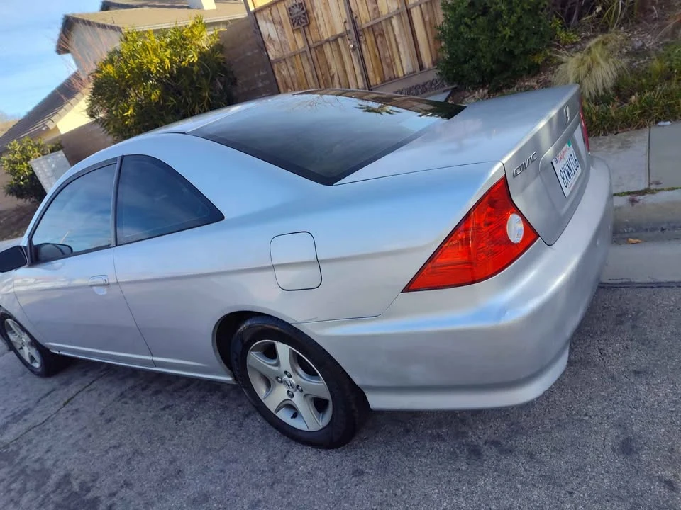 2005 Honda Civic 7th Gen - Image 4 of 14