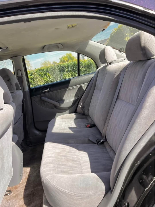 2005 Honda Civic 7th Gen - Image 11 of 14