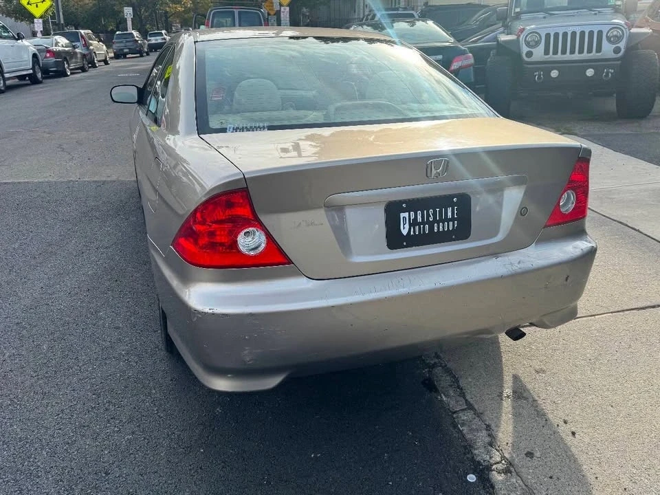 2005 Honda Civic 7th Gen - Image 9 of 20