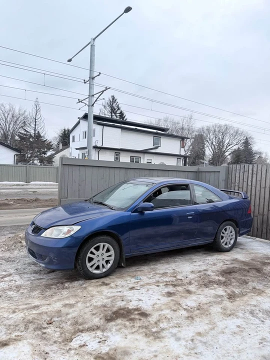 2005 Honda Civic 7th Gen - Image 4 of 14