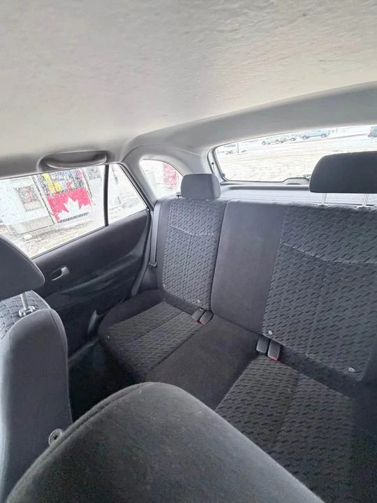 2005 Honda Civic 7th Gen - Image 7 of 14